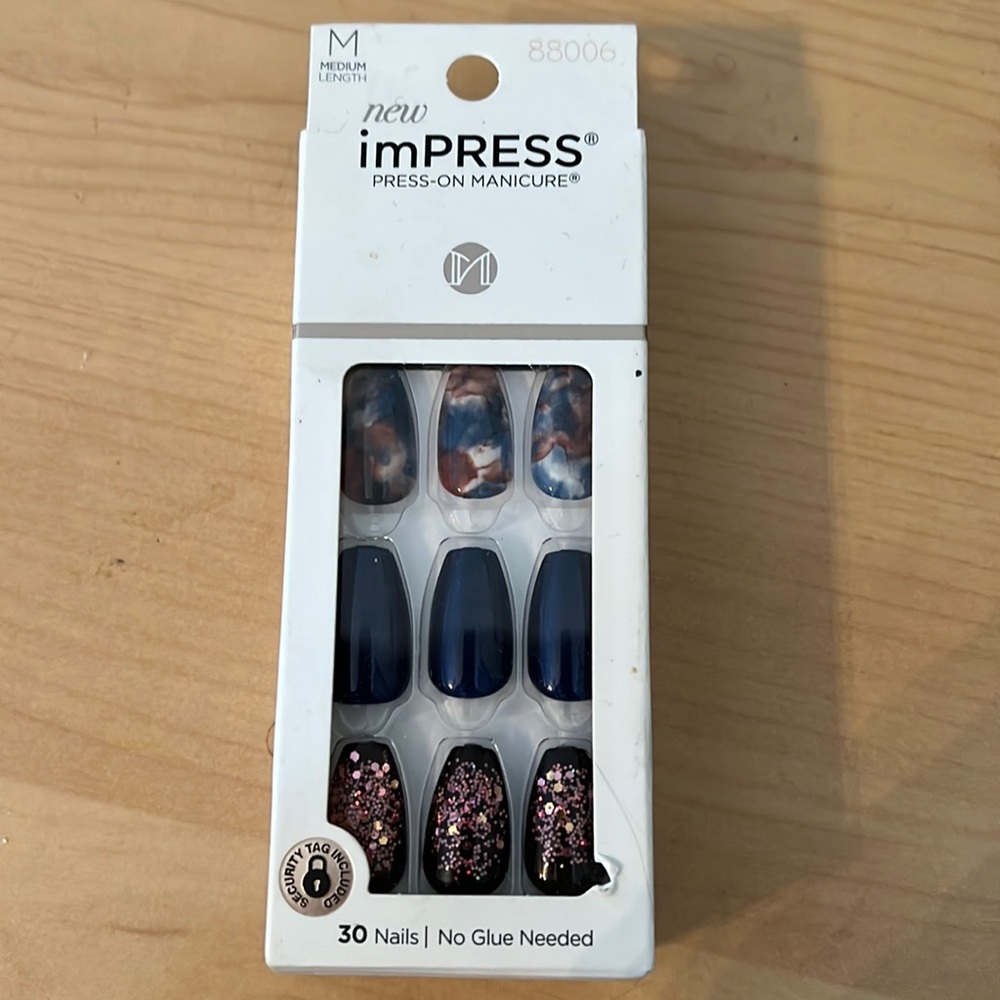Impress Artificial Nails